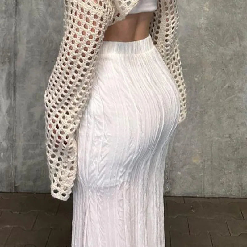 A sexy solid-color fishtail skirt and a fitted high-waisted skirt for women